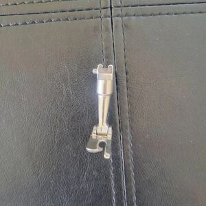 Bernina 174 4mm Lap Felled Seam Old Style Presser Sewing Machine Foot